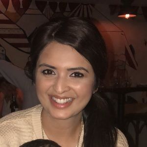 Meet your Posher, Huda